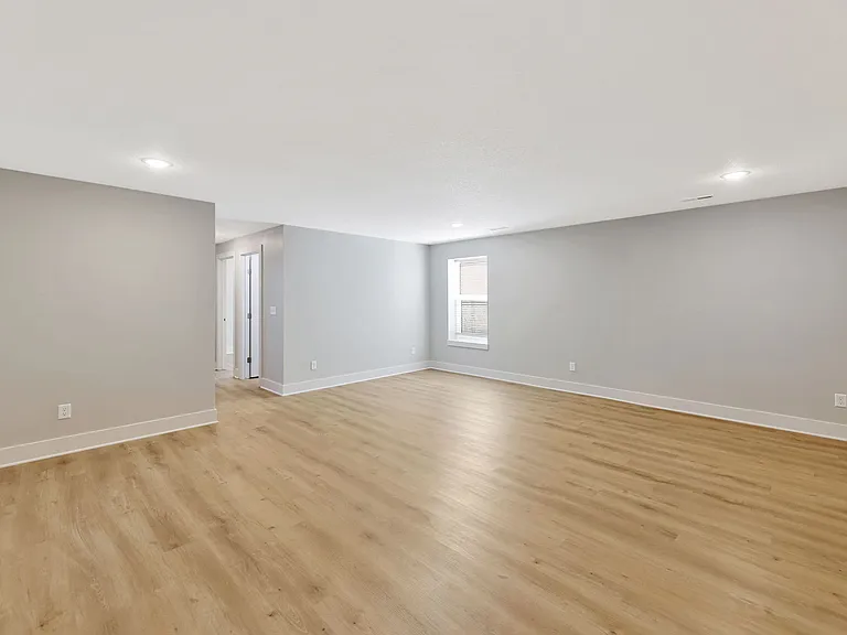 584 Long Path Ct — Photo 28