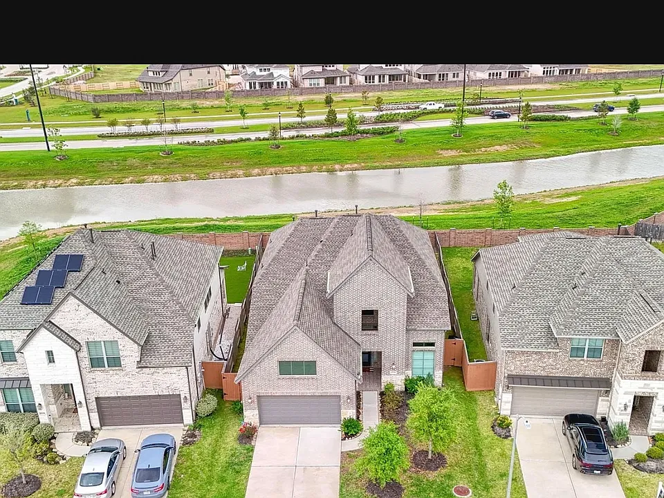 21134 Coral View Dr