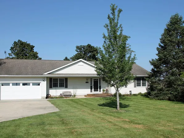 2736 Larrabee Ave, Denver, IA 50622