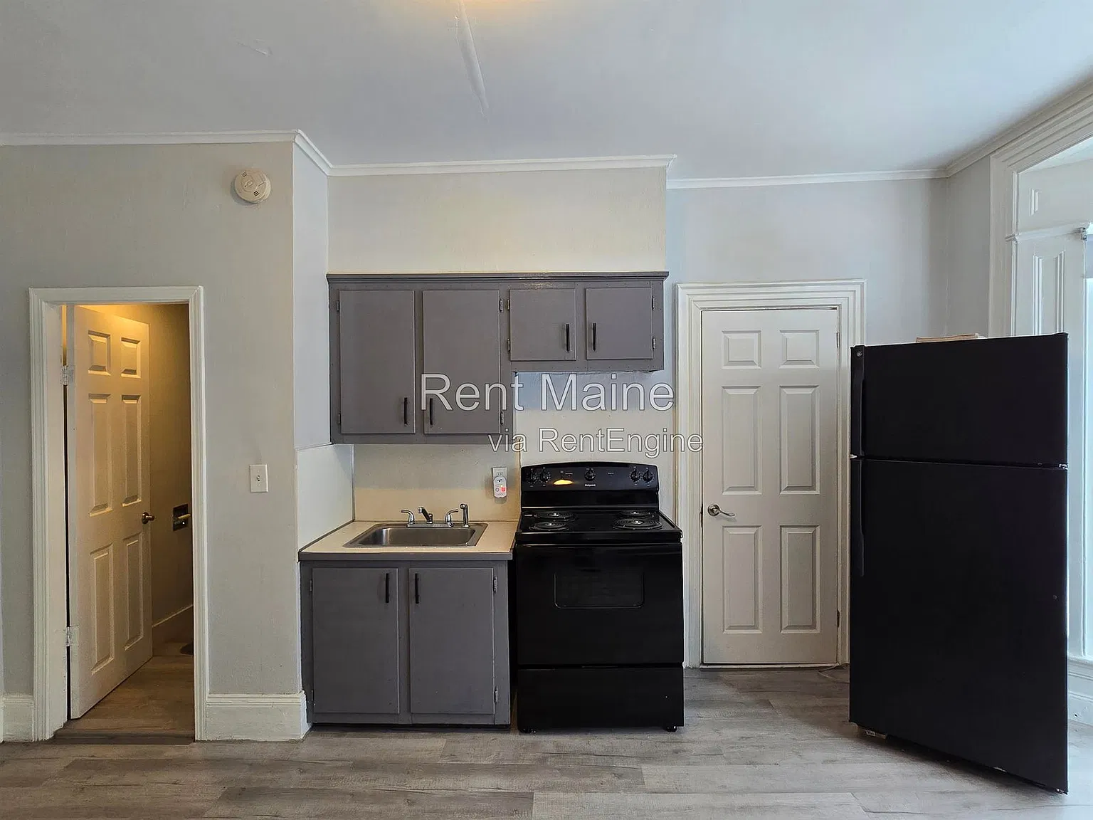 Studio, 1.0 bath, $935 — Photo 3