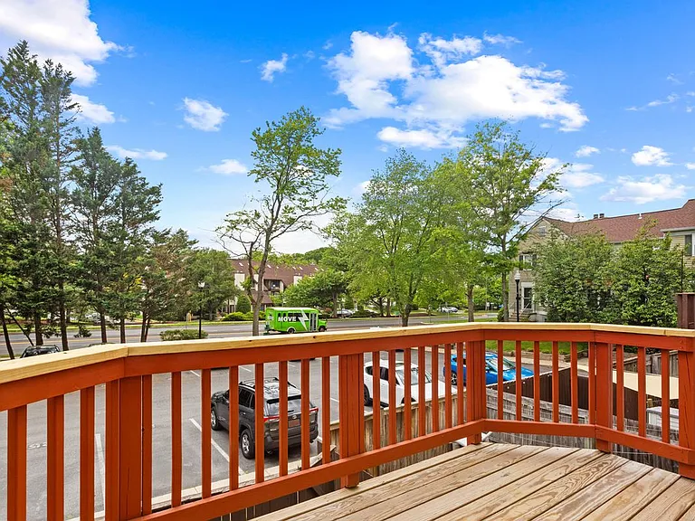1488 Orleans Ct — Photo 32