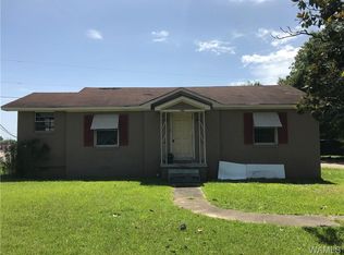 103 5th St SW, Millport, AL 35592