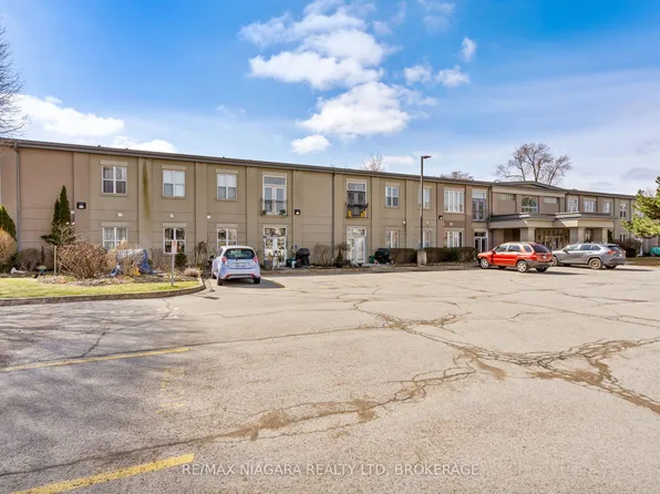 6365 Drummond Rd #103, Niagara Falls, ON L2G 4N1