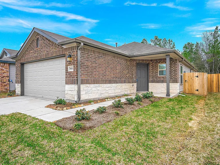 9605 Last Maples Trl — Photo 4