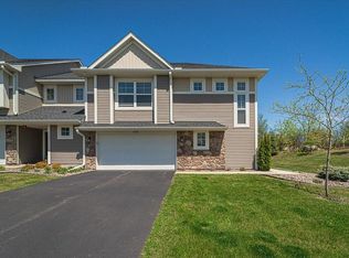 5930 Royalton Rd NE, Prior Lake, MN 55372