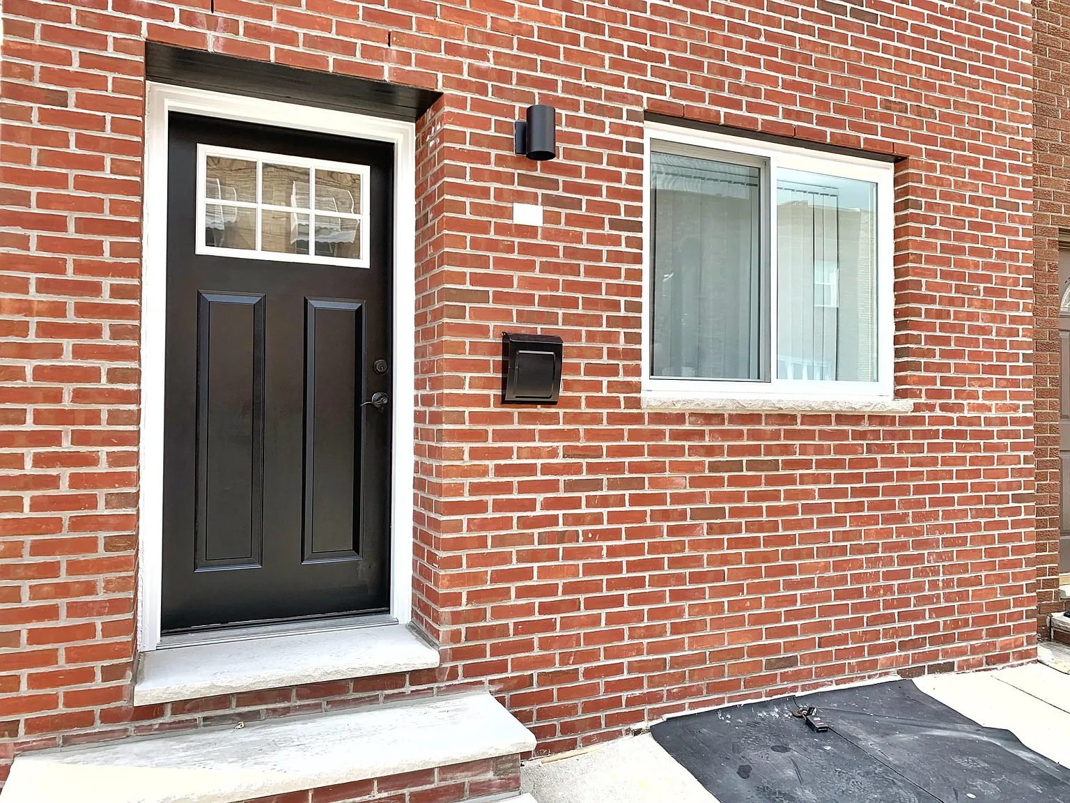 2 bed, 960 sqft, $1,550 — Photo 3
