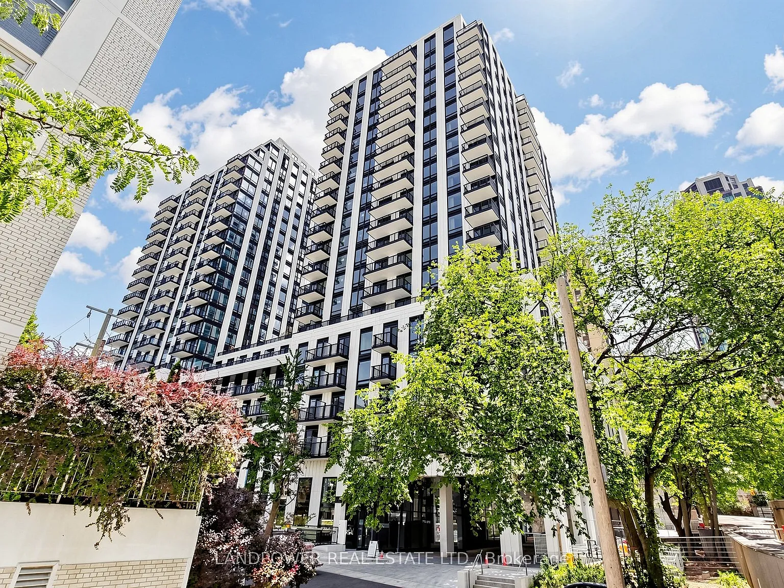 2 bed, $2,395 — Photo 4