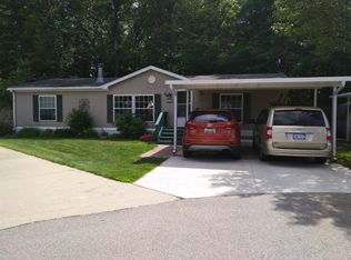 1608 N Osprey Cir, Sanford, MI 48657