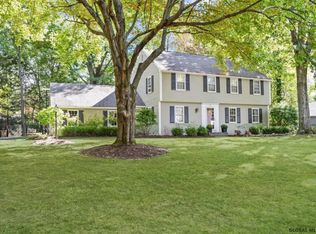 29 Wexford Rd, Delmar, NY 12054