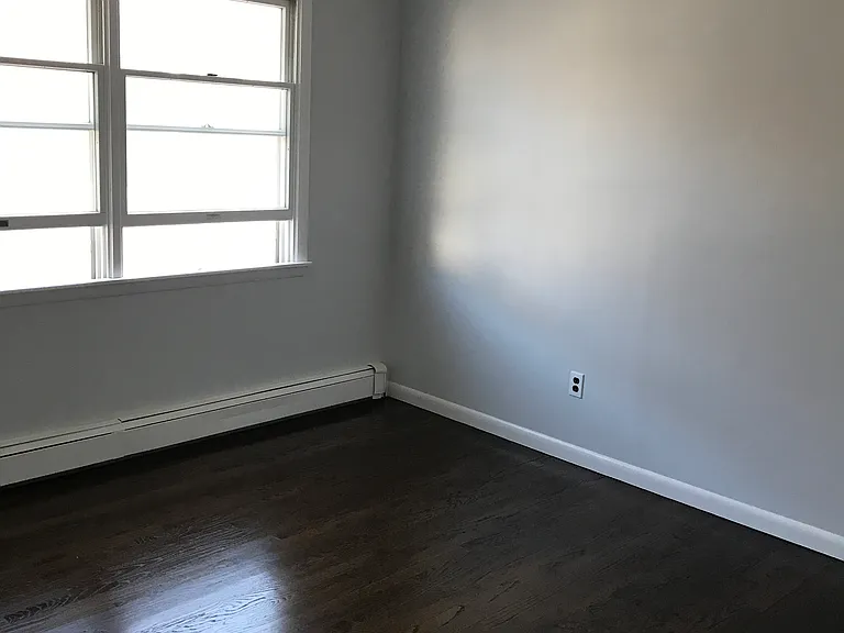 15 Elmwood Ave #B — Photo 9