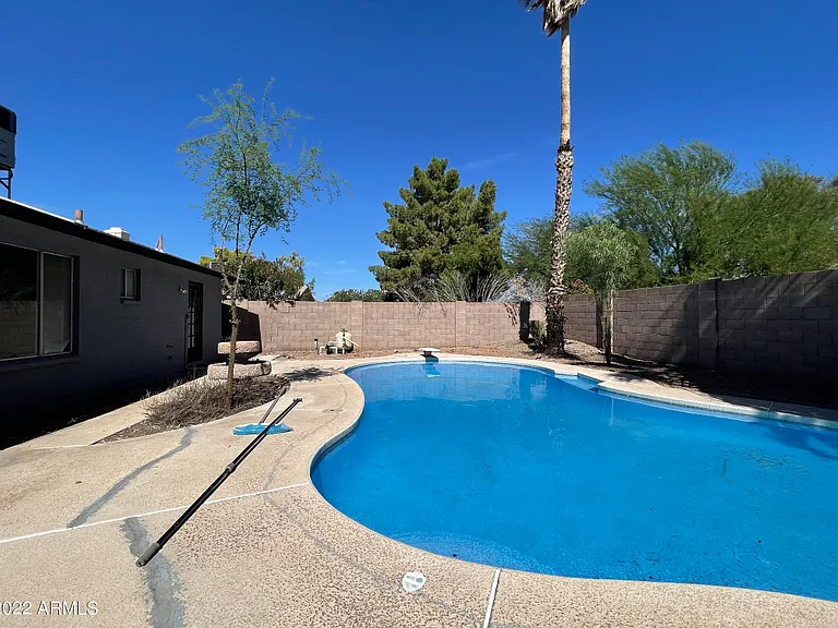 2929 S Estrella Cir — Photo 15