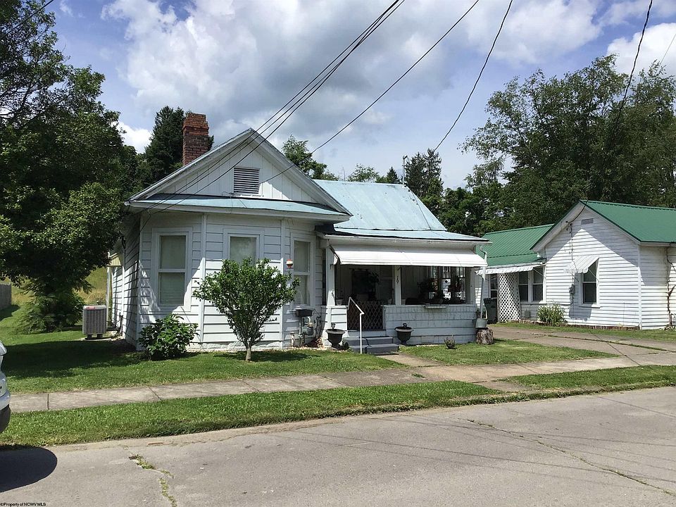 1st image of 19 Pinnell St
