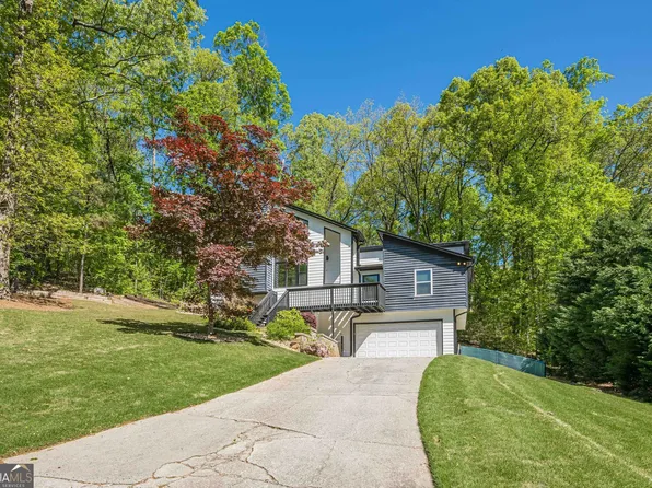 2033 Cliff Creek Ct SE, Smyrna, GA 30080