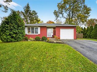 5721 Stonykill Dr, East Syracuse, NY 13057
