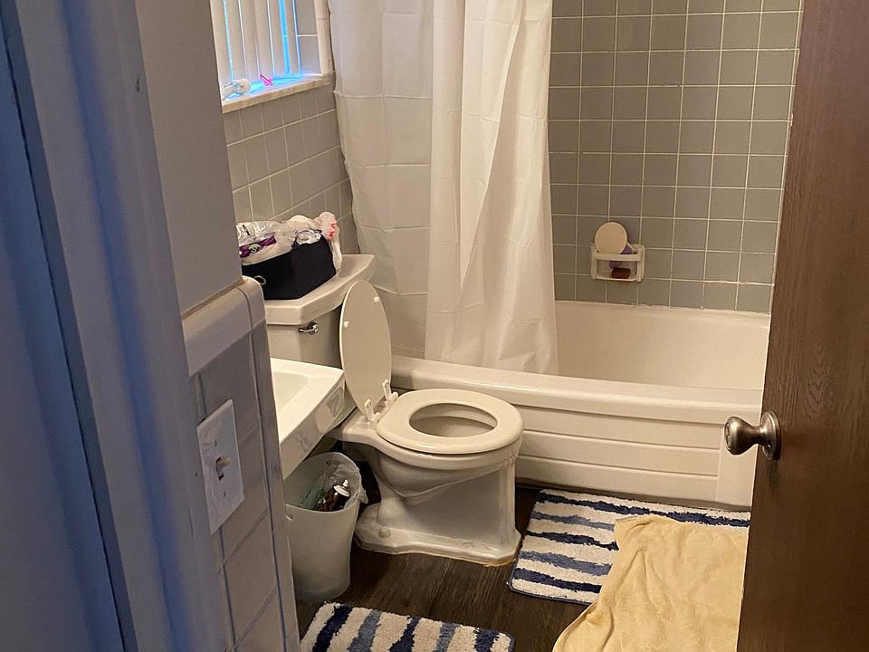 1st image of 1116 Maiden Ln #102