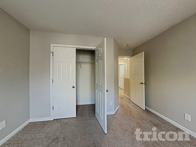 8206 Braids Bend Ct — Photo 9