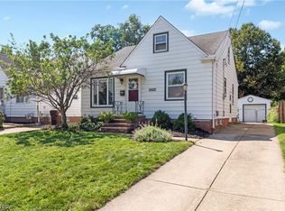 6452 Westminster Dr, Parma, OH 44129