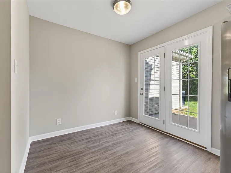 645 Stowe Ct #C — Photo 21