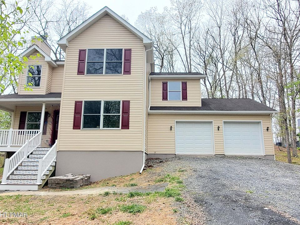 1st image of 320 Canterbury Rd