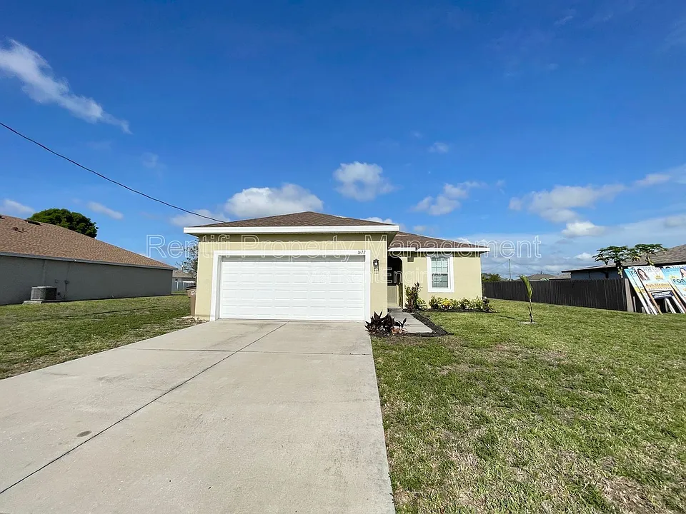 1622 SW 16th Ct