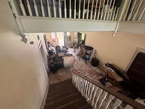 5th image of 1792 Broadway St
