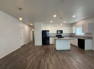 8700 E Loos Dr UNIT B, Prescott Valley, AZ 86314