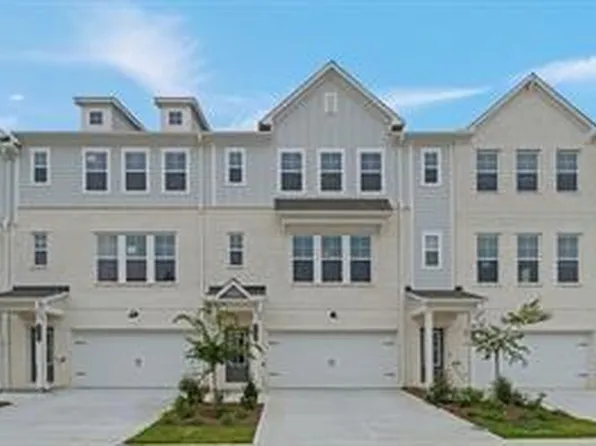 3196 Eastham Run Dr, Dacula, GA 30019