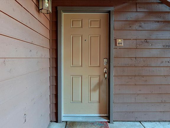 3rd image of 894 Catkin Ct