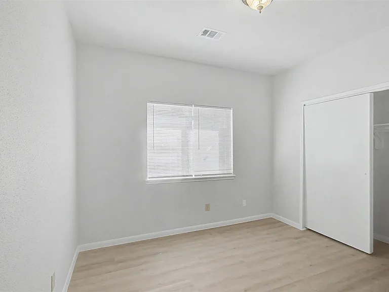 4351 Palmer Plantation Dr — Photo 24