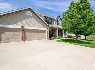 145 Prairie Bluffs Dr, Foristell, MO 63348