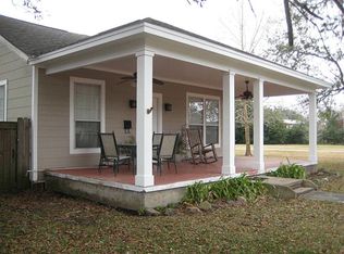 124 Fairview Cemetary Dr, Winnie, TX 77665