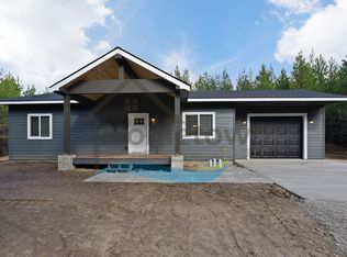 145 Burnt Tree Ln, Blanchard, ID 83804