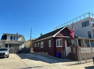 18 Minnesota Ave, Long Beach, NY 11561