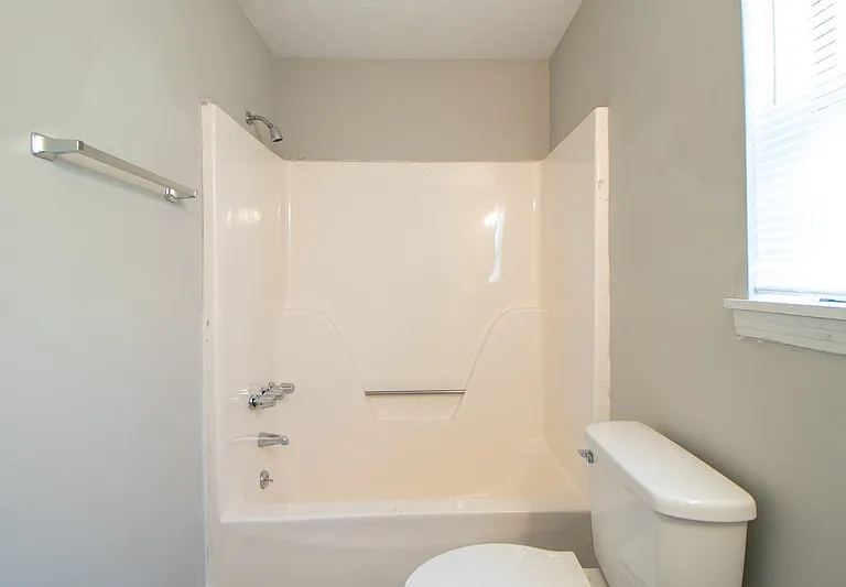 404-09 Thompsonville Ln — Photo 11