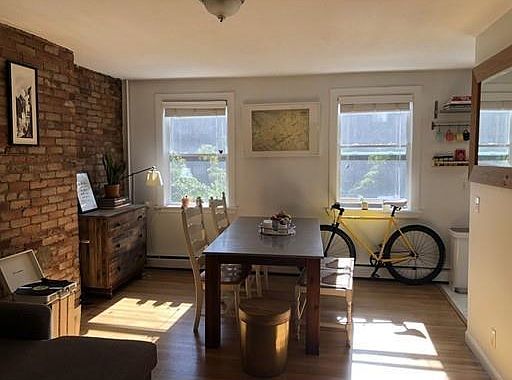2nd image of 39 Lawrence St APT 2
