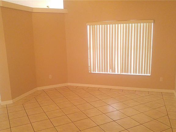 3rd image of 10348 Vista Pines Loop