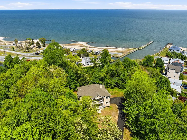5116 Shore Dr — Photo 19