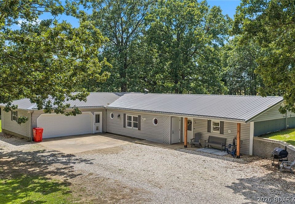 1st image of 39 Willow Tree Rd