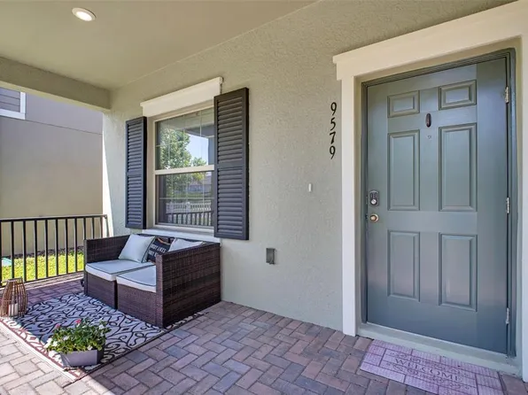 9579 Flourish Dr, Land O Lakes, FL 34637