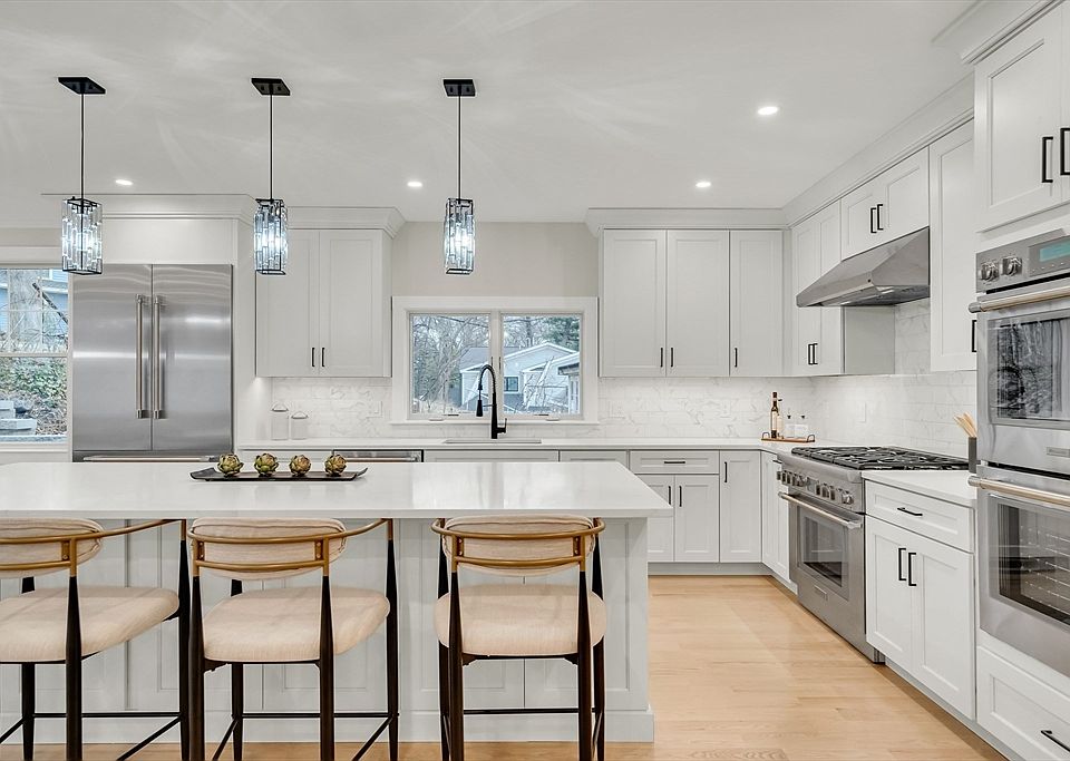 1st image of 383 Marrett Rd