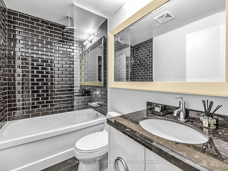 88 Park Lawn Rd #2212 — Photo 11