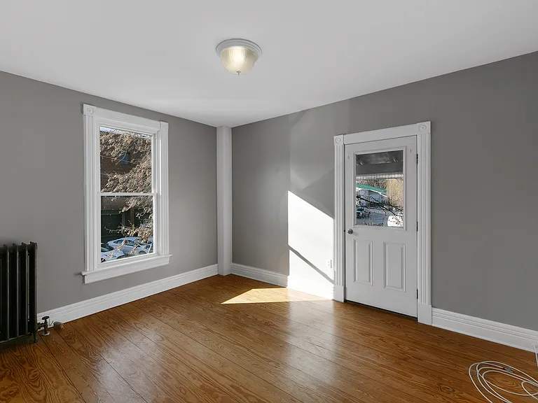 25 Bath St #4 — Photo 4