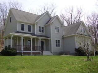 169 Manchaug Rd, Sutton, MA 01590