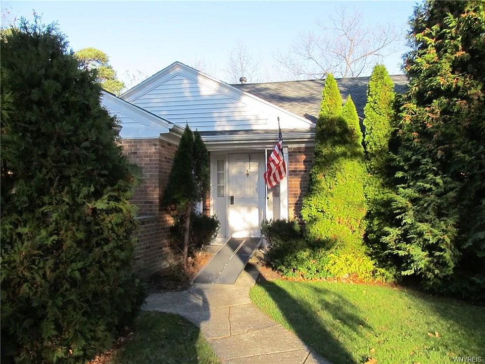 1st image of 1701 Briaridge Ln