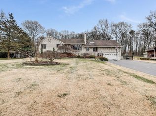 26 Center Ave, Matawan, NJ 07747