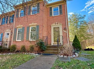 7773 Shootingstar Dr, Springfield, VA 22152