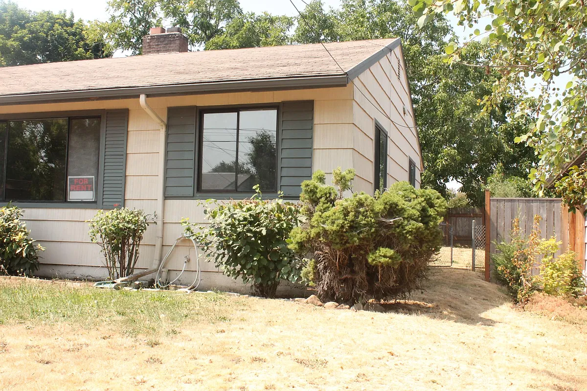 Building Photo - 6123 NE 14th Ave