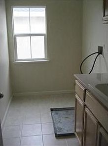 3rd image of 1136 Dahlia Ct