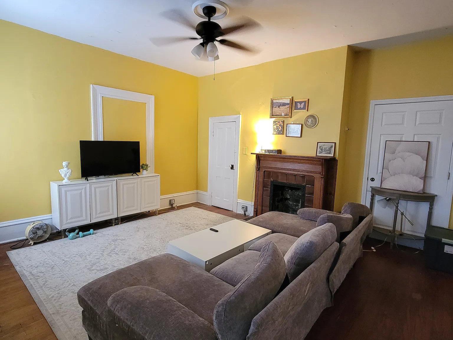 2 bed, 750 sqft, $875 — Photo 1