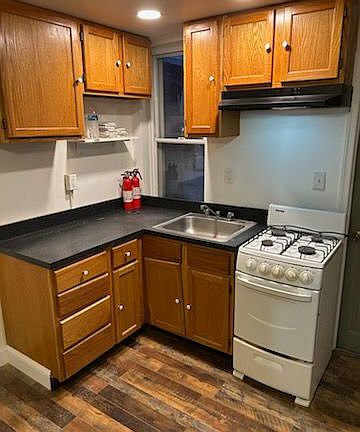 2nd image of 262 W Apsley St Floor 3